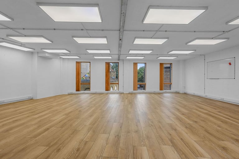 Open Planned Studio Space to rent in Shoreditch