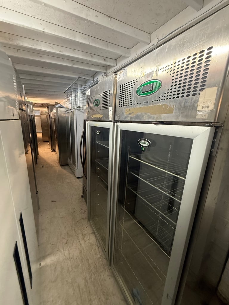 Commercial fridge freezer cafe shop restaurant takeaway chiller freezer fridge Williams foster 