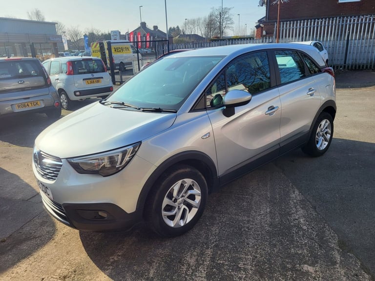 2019 Vauxhall Crossland X 1.2T ecoTec [110] SE 5dr [6 Speed] [S/S] HATCHBACK Petrol Manual