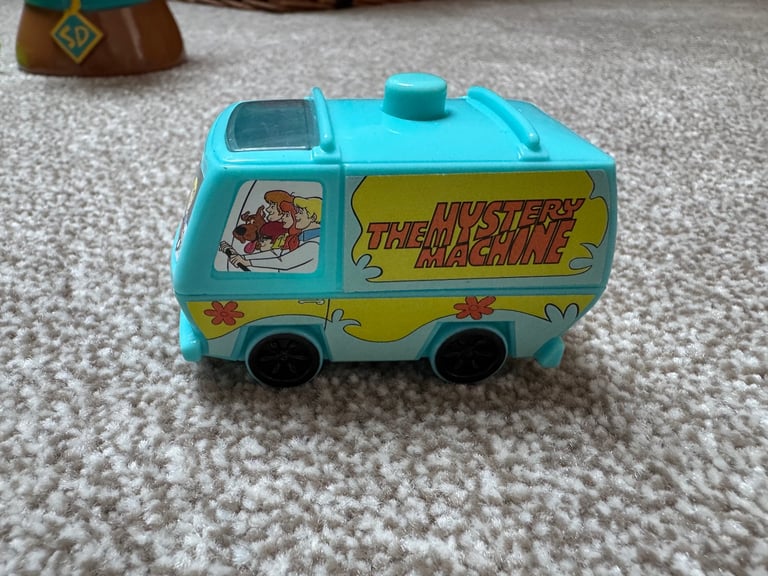 Vintage Scooby Doo money box, mystery machine van, dice roller DVD