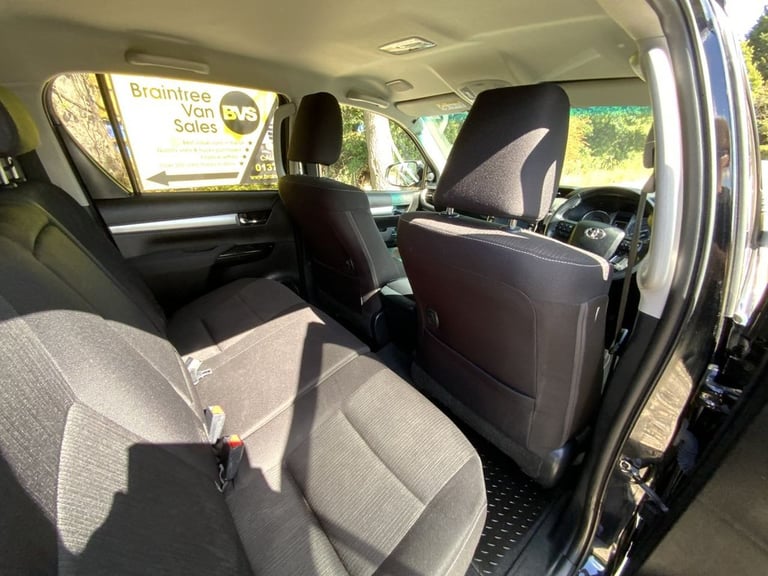 2023 Toyota Hilux 2.4 D-4D Icon Pickup Double Cab 4dr Diesel Auto 4WD Euro 6 (s/s) (150 ps) PICKU...
