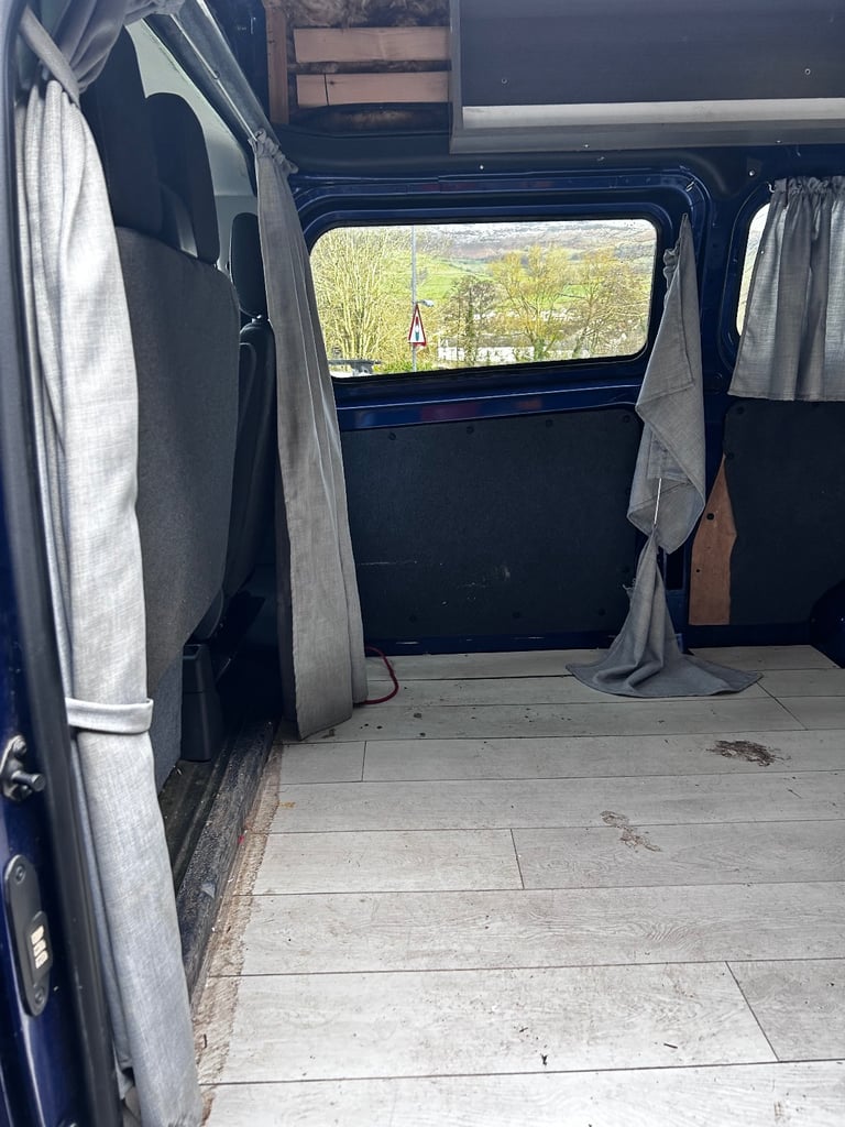 Transit Custom. 2016.