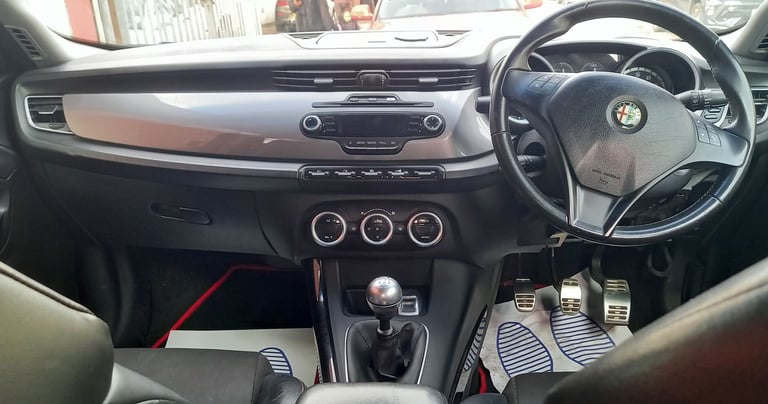 Alfa Romeo, GIULIETTA, Hatchback, 2011, Manual, 1368 (cc), 5 doors