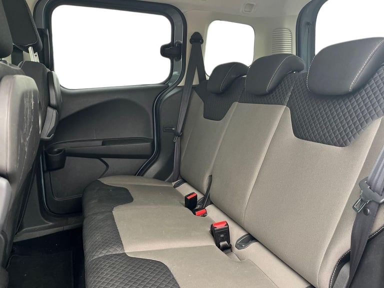  Ford Tourneo Courier 1.0 Ecoboost Titanium MPV 5dr Petrol Manual Euro 6 100 Ps