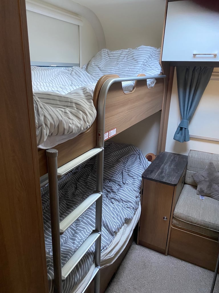 2017 Bailey pursuit 570/6