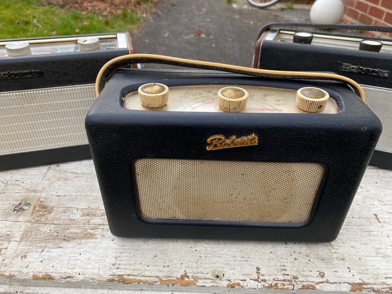 Vintage Roberts Radios