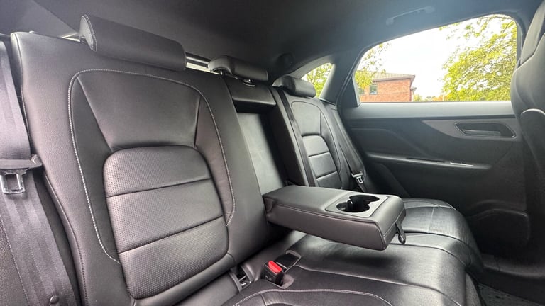 2017 Jaguar F-Pace 2.0d R-Sport 5dr Auto AWD Diesel Estate Estate Diesel Automatic