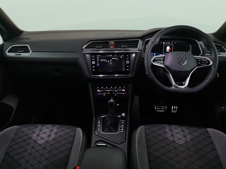 2022 Volkswagen Tiguan Allspace 1.5 TSI R-Line SUV 5dr Petrol DSG Euro 6 (s/s) (150 ps) - AUTO PA...