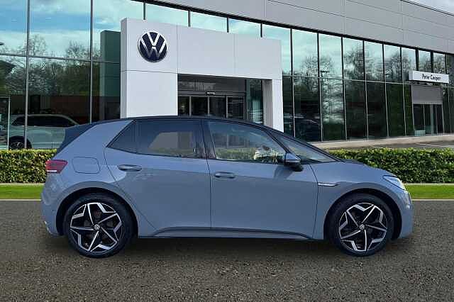 2022 Volkswagen ID.3 150kW Family Pro Performance 58kWh 5dr Auto Hatchback ELECTRIC Automatic