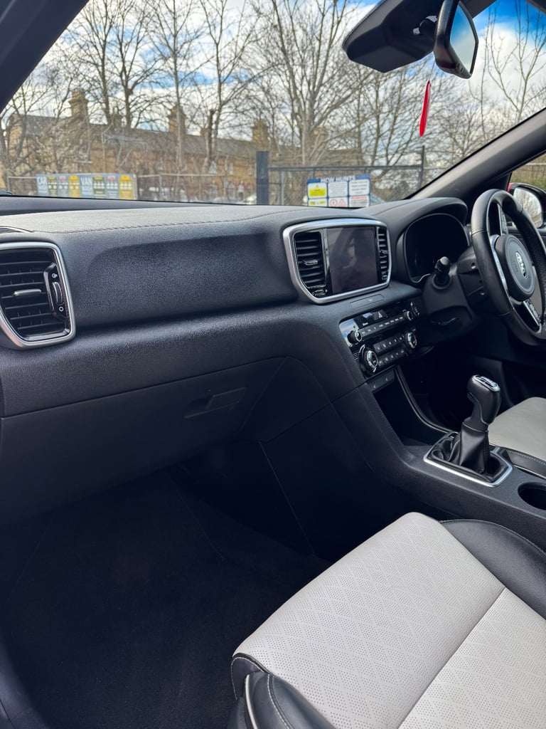 Kia, SPORTAGE, Estate, 2022, Manual, 1598 (cc), 5 doors