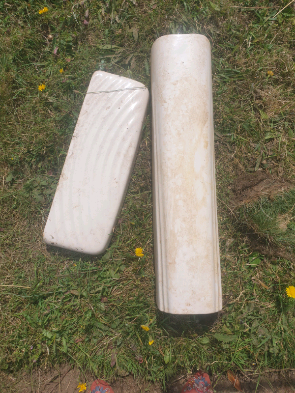 Vintage sink pedestal and toilet cistern lid