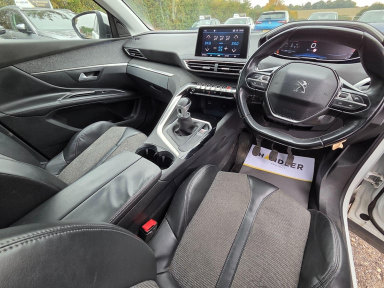 2018 Peugeot 5008 1.2 PureTech Allure Euro 6 (s/s) 5dr Petrol