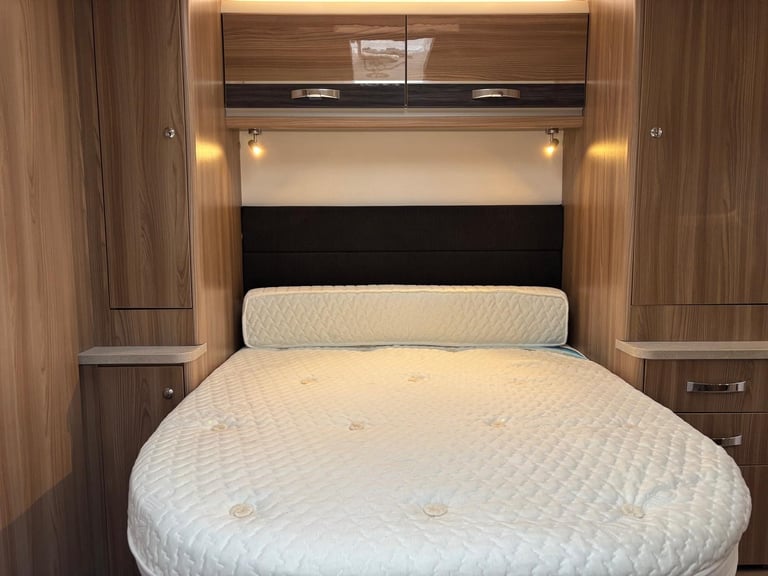 2016 SWIFT CONQUEROR 645, ISLAND BED, TALL FRIDGE, ALDE, SOLAR