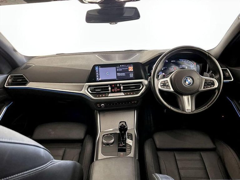 2021 BMW 3 Series 2.0 330e 12kWh M Sport Auto Euro 6 (s/s) 4dr Automatic Saloon Hybrid Automatic