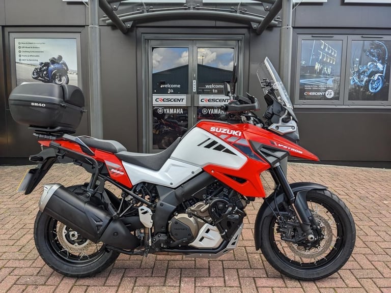 SUZUKI DL1050 V-STROM 2020 - HEPCO & BECKER BASH PLATE - SHAD TOPBOX - SERVICED