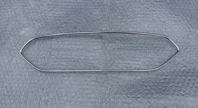 GENUINE FORD B-MAX 2012-2017 FRONT LOWER GRILL SURROUND MOLDING TRIM