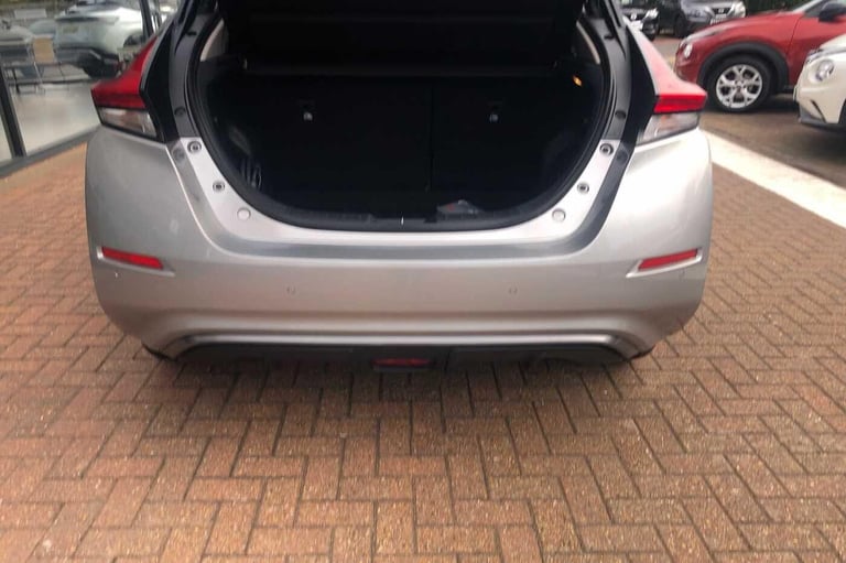 2022 Nissan Leaf 110kW N-Connecta 39kWh 5dr Auto HATCHBACK Electric Automatic