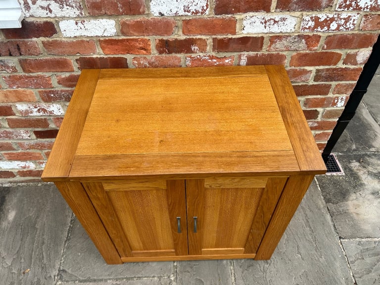Rustic Solid Oak Computer Desk - Excellent Condition 