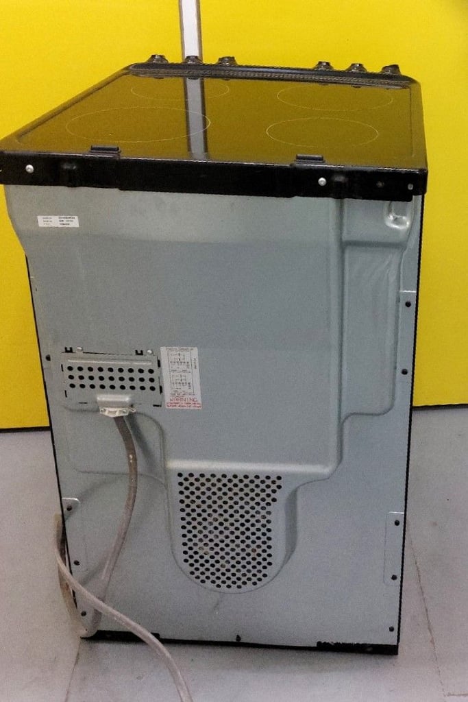 Zanussi 55cm Double Oven Electric Cooker