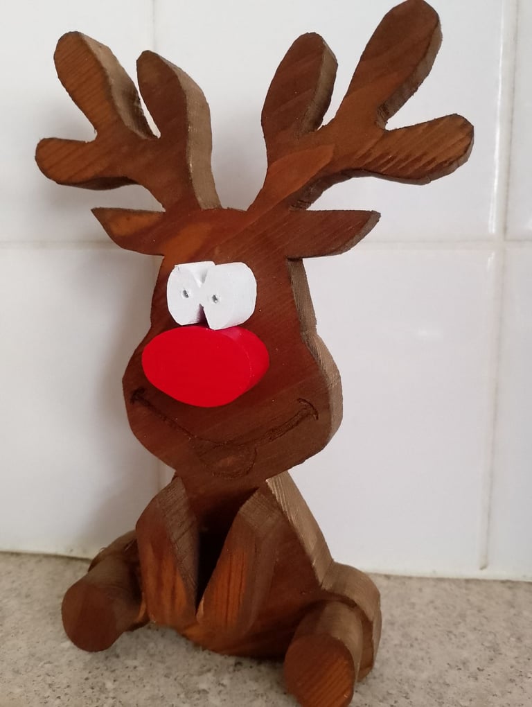 Wooden reindeer 