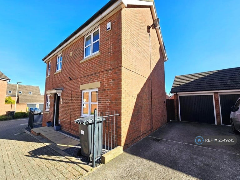 3 bedroom house in Boughton Way, Gloucester, GL4 (3 bed) (#2649245)