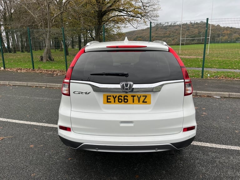 2016 Honda CR-V 2.0 i-VTEC SE Plus 5dr 2WD [Nav] ESTATE Petrol Manual