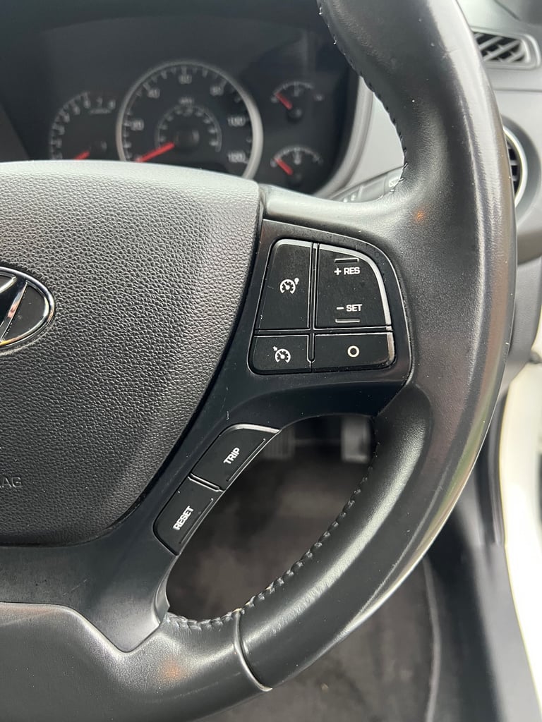 2019 Hyundai i10 Go Super Low Miles 5 Door Manual Yaris Clio Fiesta Aygo Micra Polo 