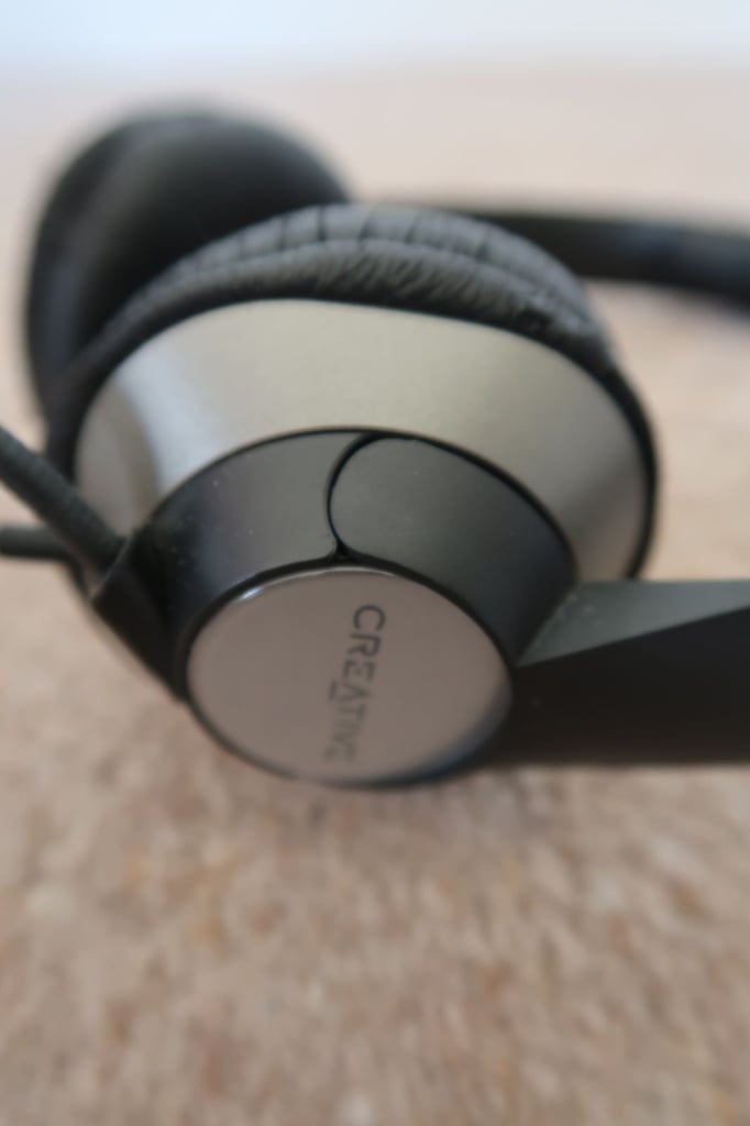 image for Creative HS-720 Wired Computer / Laptop Headphones with Noise Cancelling Mic
