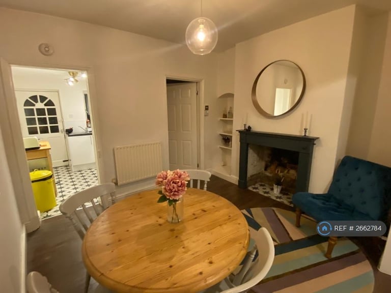 1 bedroom in St. Annes Terrace, Cheltenham, GL52 (#2662784)