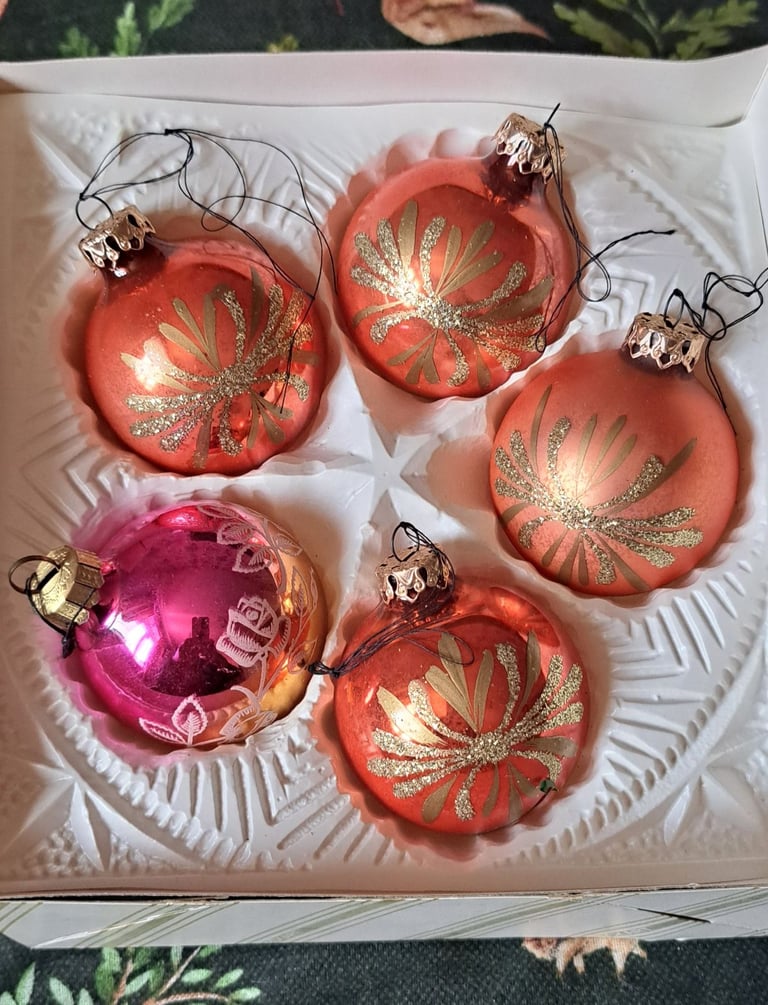 Vintage Christmas Glass Baubles. 