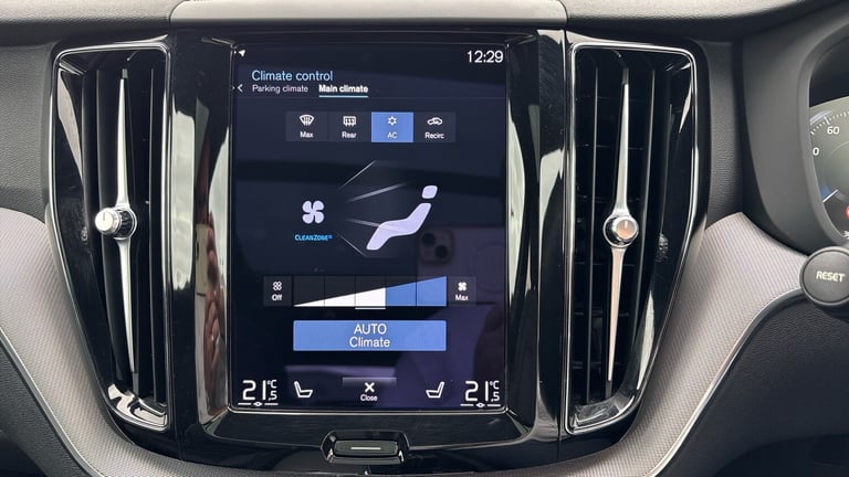 2021 Volvo XC60 2.0 B4D R DESIGN 5dr Geartronic Diesel Estate Estate Diesel Automatic