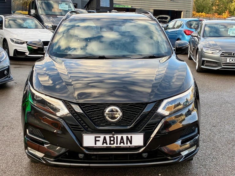 2020 Nissan Qashqai 1.3 DIG-T n-tec DCT Auto Euro 6 **Pan Roof - 360 Cam - FSH**