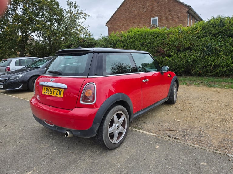 Mini Cooper low mileage