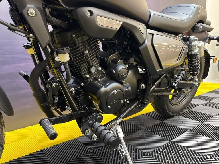 Keeway K-Light 125cc Learner Legal Cruiser big saving on list price
