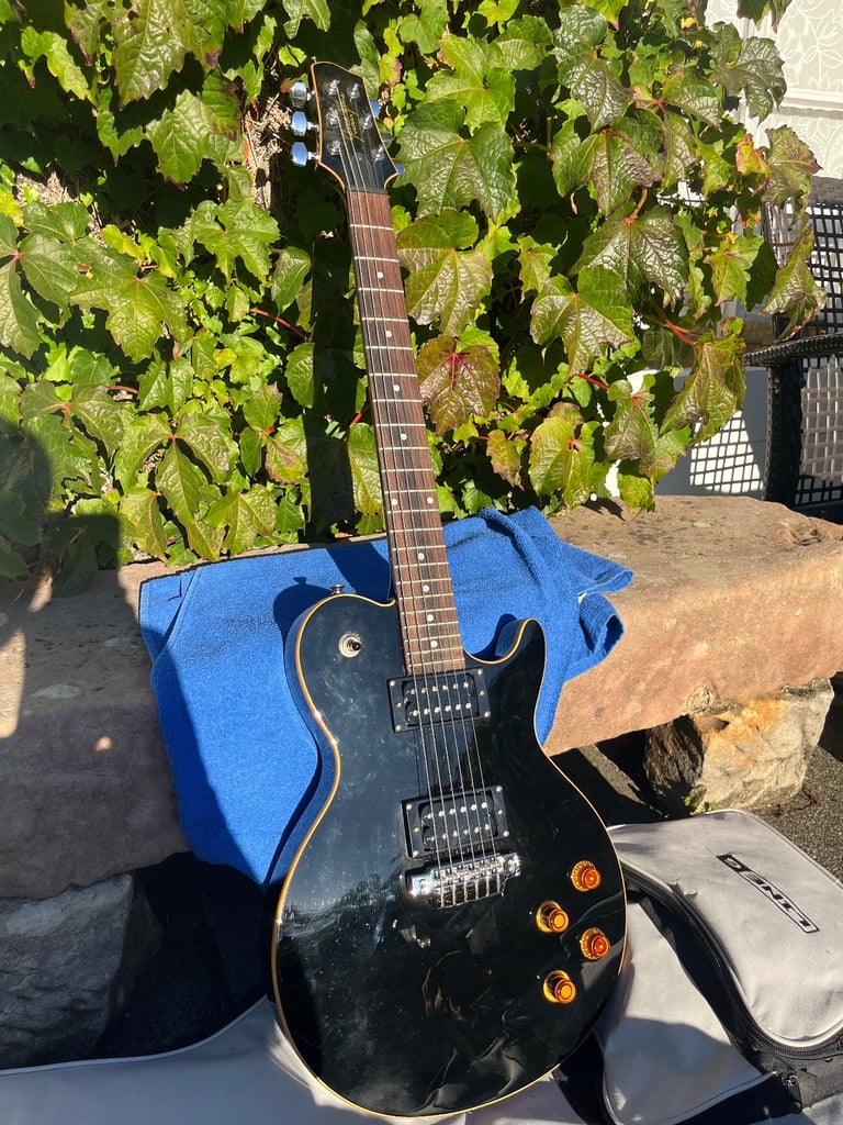 James Tyler VariaX Line 6 Electric Guitar Black