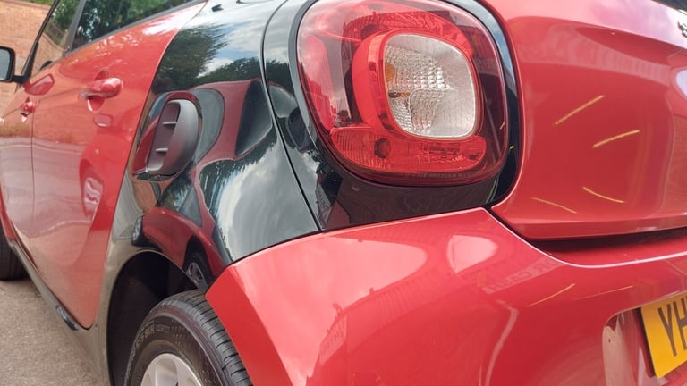 RED SMART FORFOUR 1.0 PASSION FREE TAX ALLOYS BLUETOOTH CRUISE 84K FSH 2015