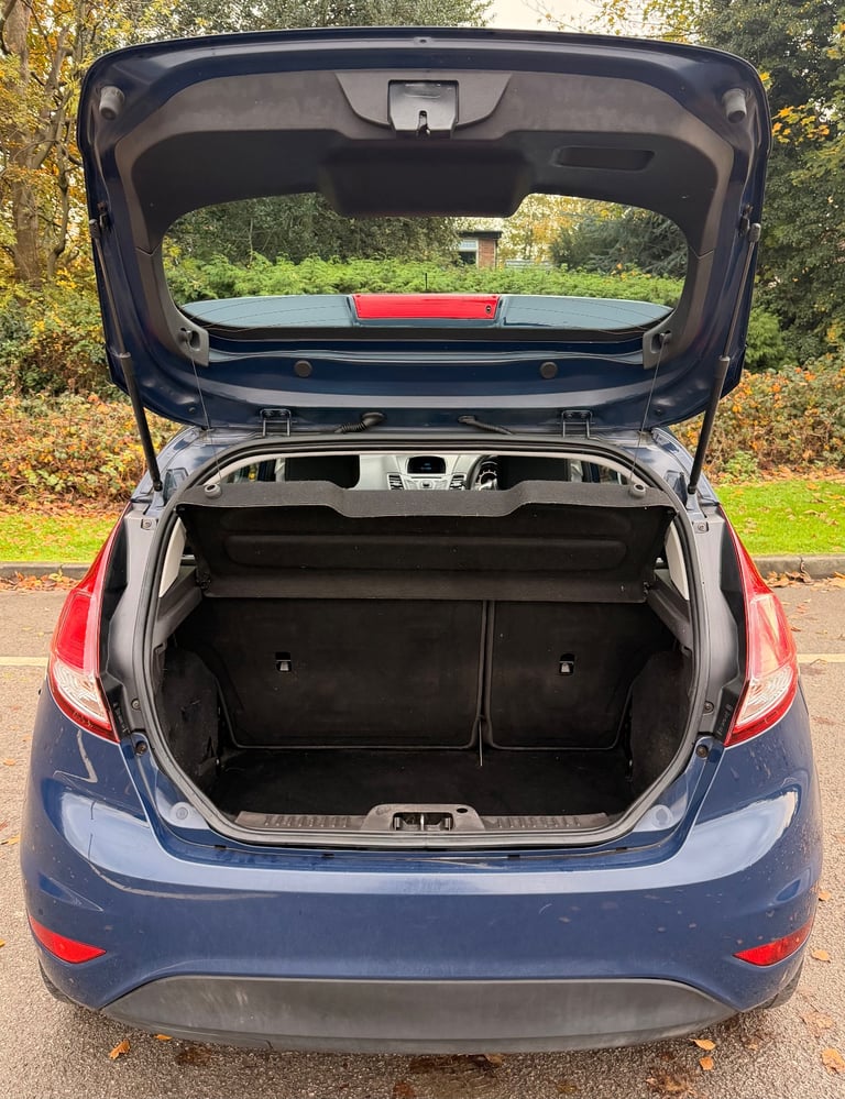 Ford, FIESTA, Hatchback, 2013, Manual, 1241 (cc), 3 doors