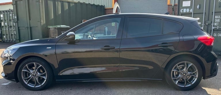 2022 Ford Focus 1.0 EcoBoost Hybrid mHEV 125 ST-Line Edition 5dr HATCHBACK Petrol Manual