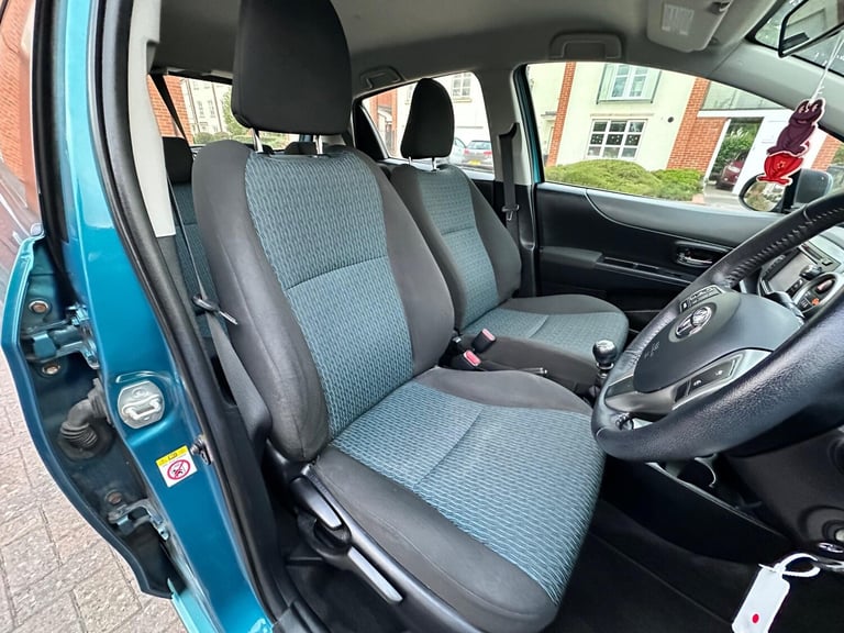 2013 Toyota Yaris 1.33 Dual VVT-i TR Euro 5 5dr HATCHBACK Petrol Manual