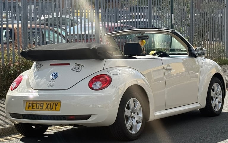 2009 Volkswagen Beetle 1.6 Luna 2dr CONVERTIBLE Petrol Manual