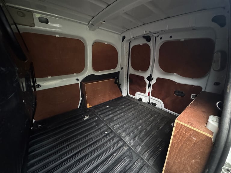 2021 Nissan NV250 1.5 dCi Tekna L1 Euro 6 4dr PANEL VAN Diesel Manual