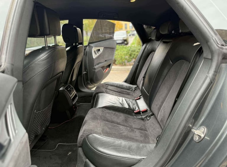 Audi, A7, Hatchback, 2011, Semi-Auto, 2967 (cc), 5 doors