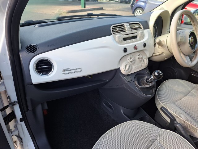 2009 Fiat 500 1.2 Lounge 3dr HATCHBACK Petrol Manual