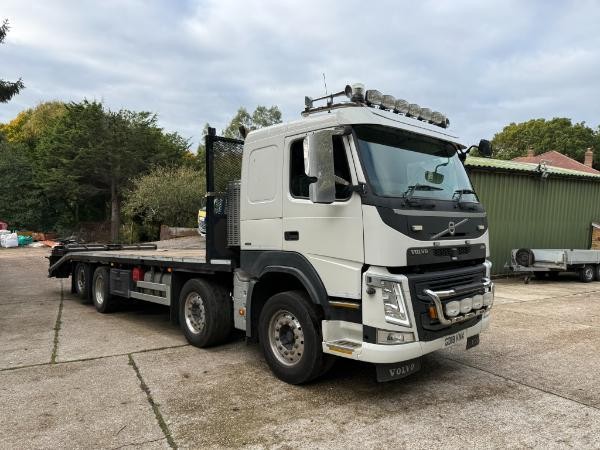 Volvo FM420 Beavertail Body Hydraulic Ramps 8x2