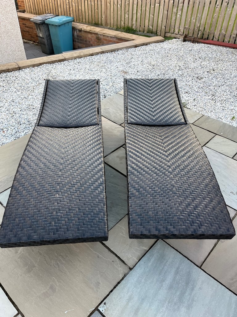 Sun loungers 