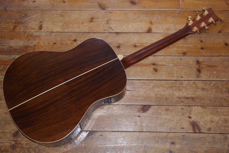 Yamaha LL TA Transacoustic dreadnought electro acoustic with rigid Yamaha gig bag