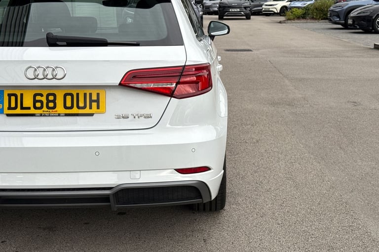 2019 Audi A3 1.5 TFSI CoD 35 S line Sportback Euro 6 (s/s) 5dr Hatchback PETROL Manual