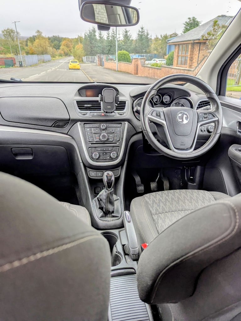 2014 Vauxhall Mokka 1.6 (1 year MOT)