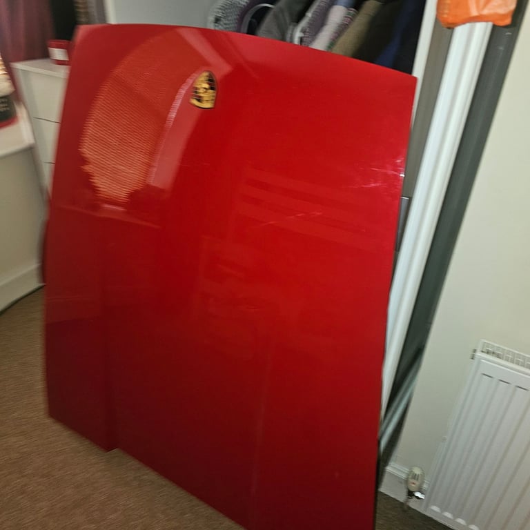 Porsche 911/964 front bonnet in guards red 