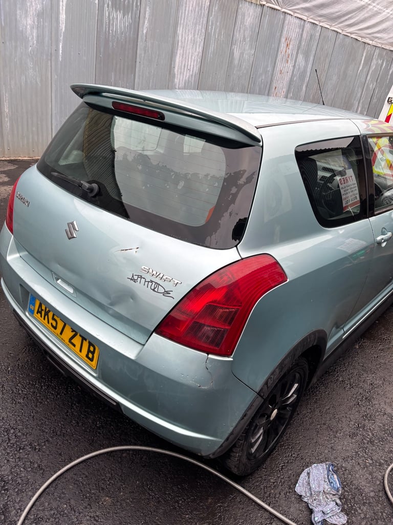 Suzuki, SWIFT, Hatchback, 2007, Manual, 1328 (cc), 3 doors